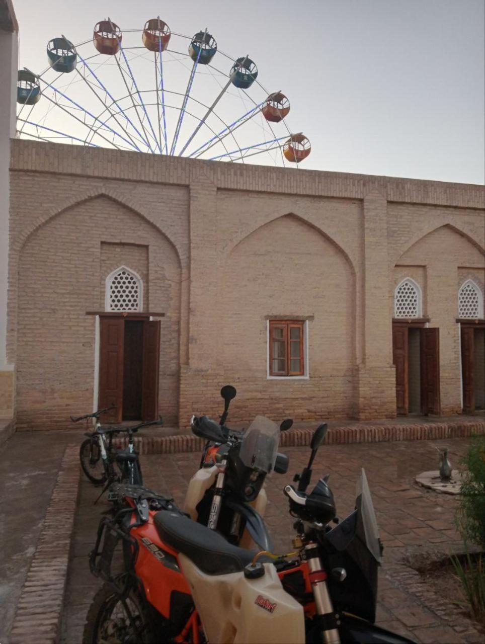 Carousel Hotel Khiva Exterior foto